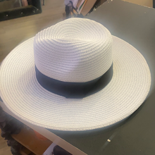 Load image into Gallery viewer, White straw hat
