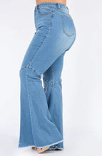 Load image into Gallery viewer, Wait Jeans
