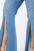 Load image into Gallery viewer, Wait Jeans
